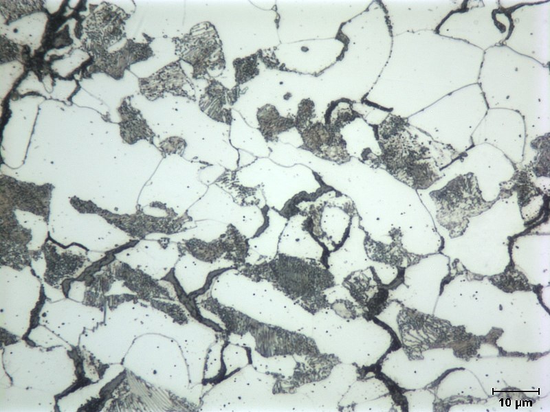 Tube Material Microstructure near Fissure