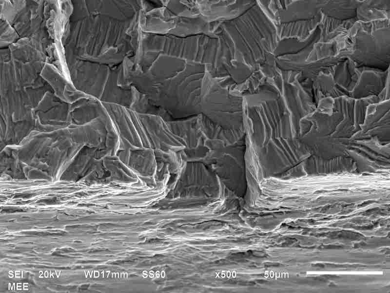 Microscopic Features at Fatigue Fracture Origin